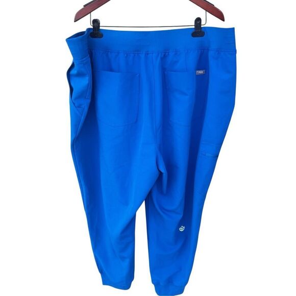 Figs 5xl Rafaela 3 pocket top high waisted Zamora pants scrub set Aya healthcare - Picture 5 of 9